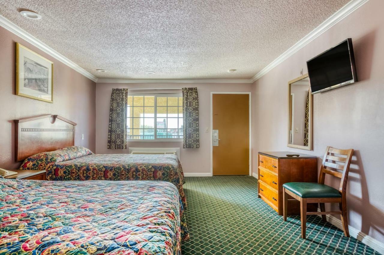 Hotel Whittier, Ca I-605 Extérieur photo